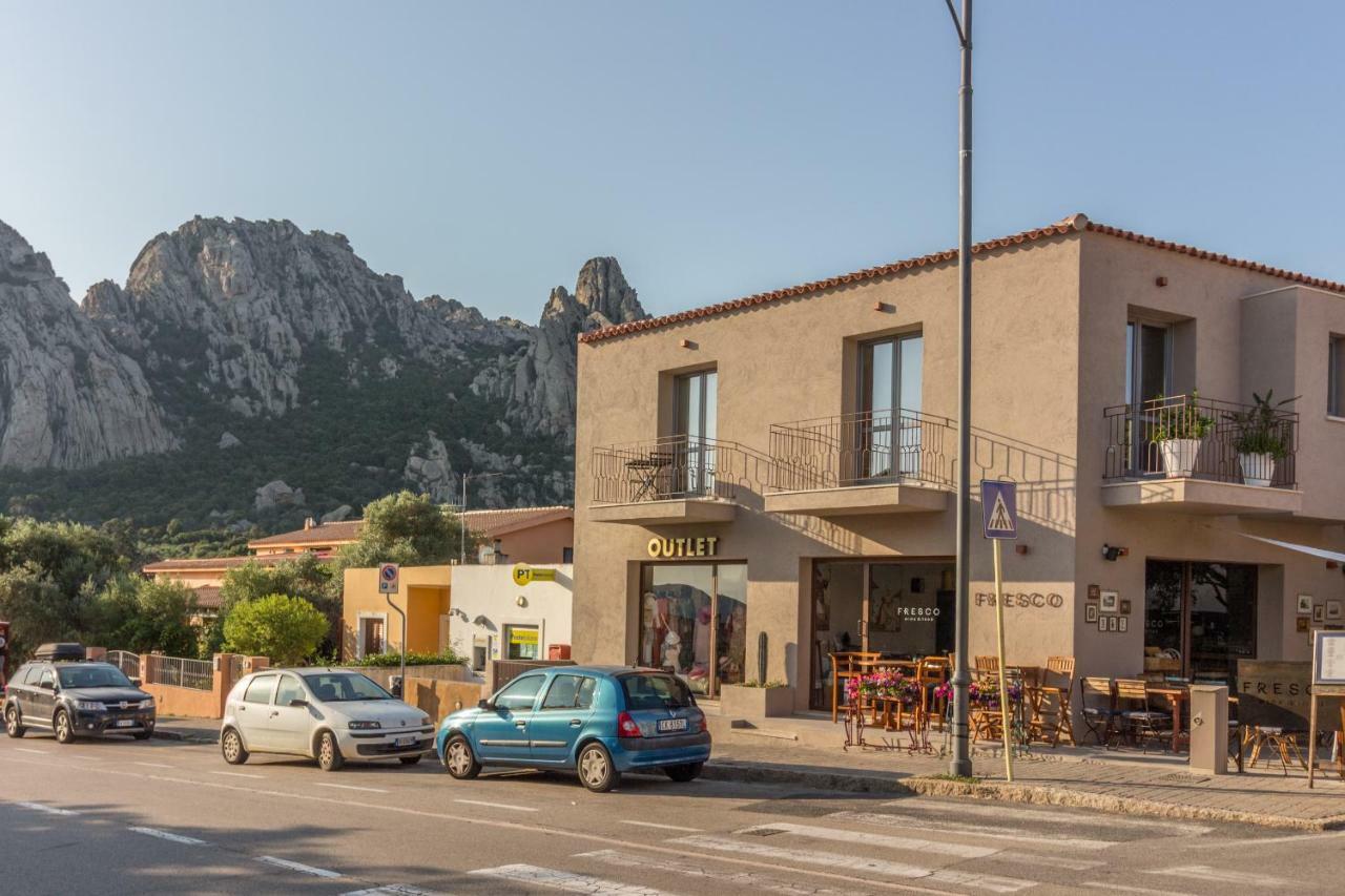 Ferienwohnung Petra Sarda San Pantaleo Exterior foto