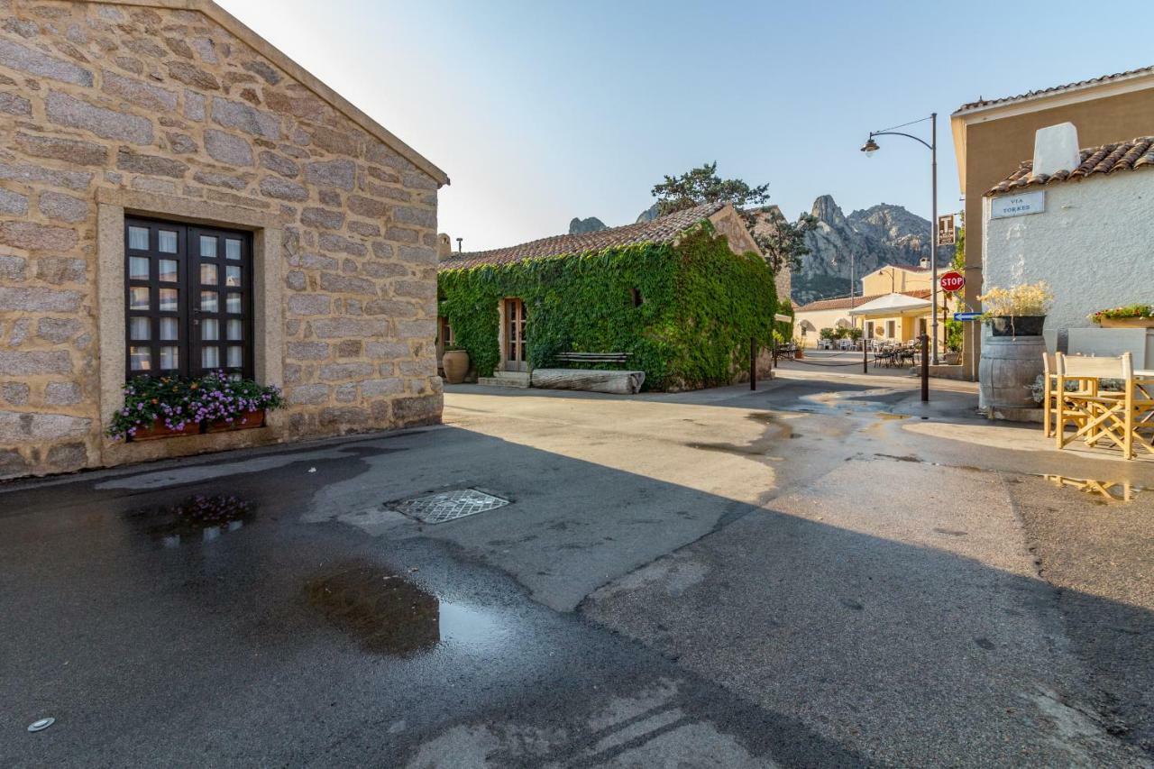 Ferienwohnung Petra Sarda San Pantaleo Exterior foto